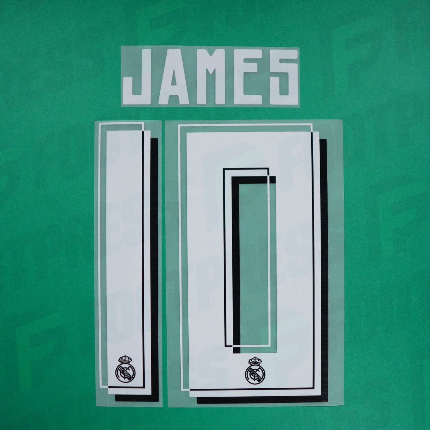 Flocado oficial - Real Madrid, James, 2015/2016, Segunda, Blanco