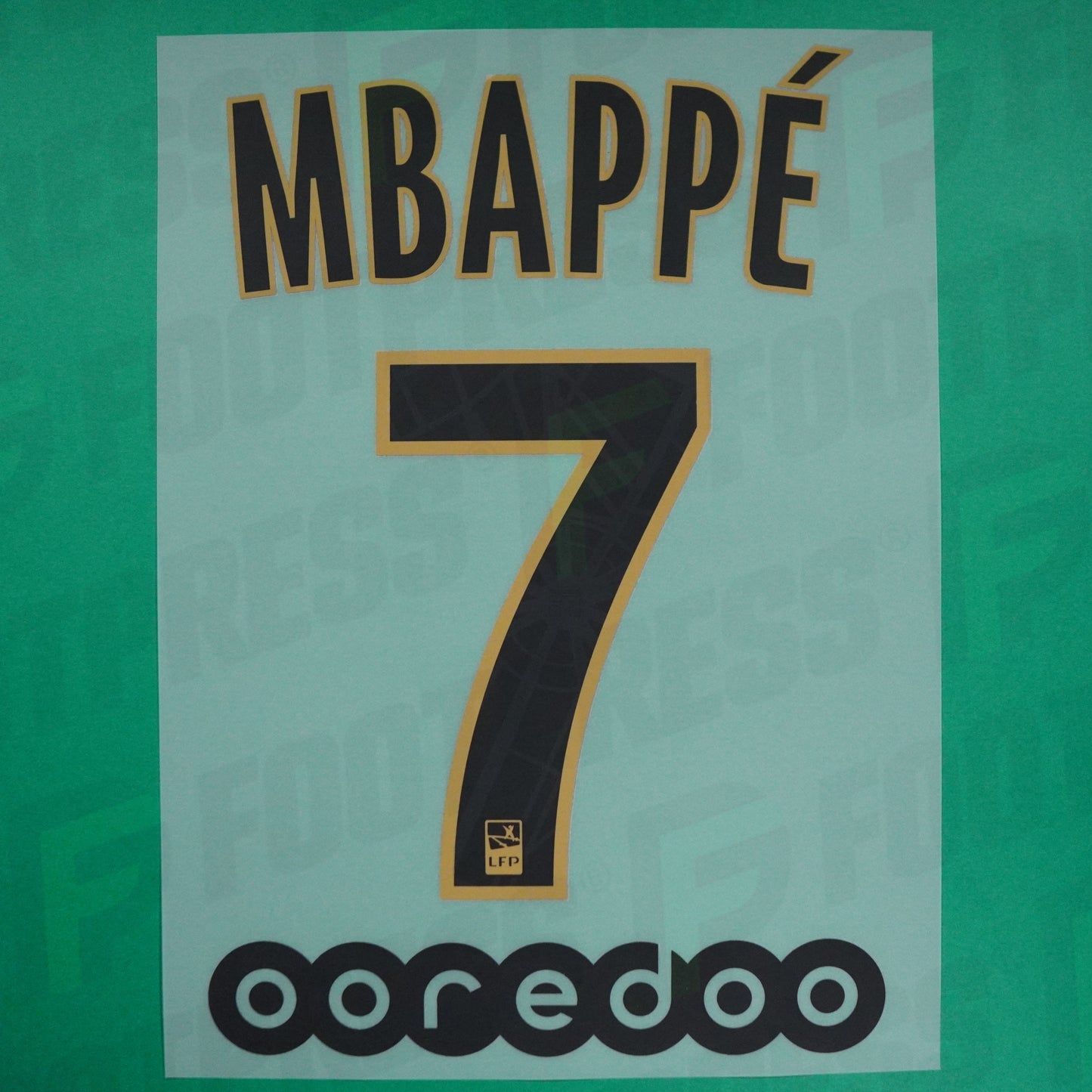 Flocage Officiel - Paris Saint-Germain, Mbappé, 2018/2019, Away, Noir/Crème (PSG)