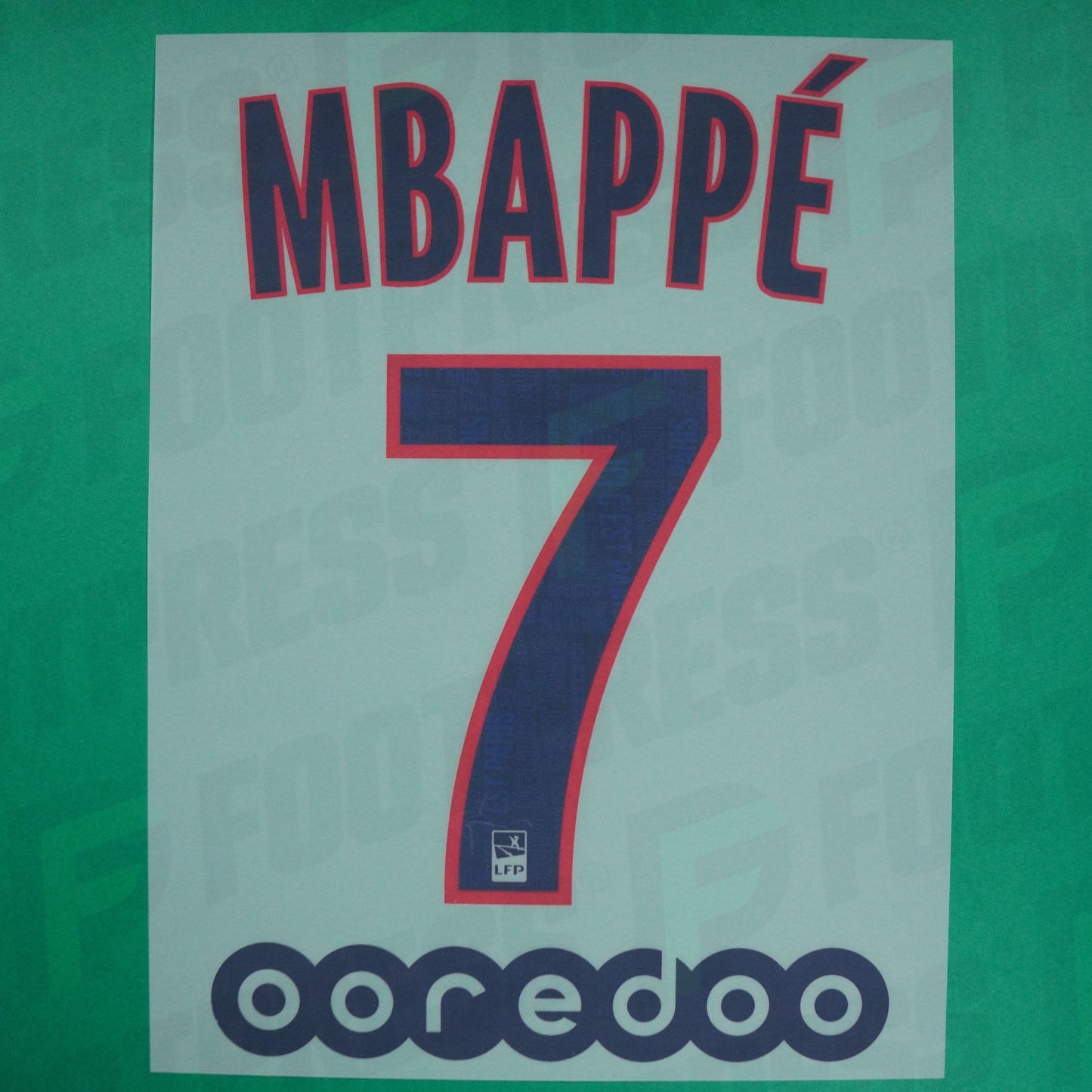 Flocado Oficial - Paris Saint-Germain, Mbappé, 2019/2020, Tercera, Azul/Rojo (PSG)
