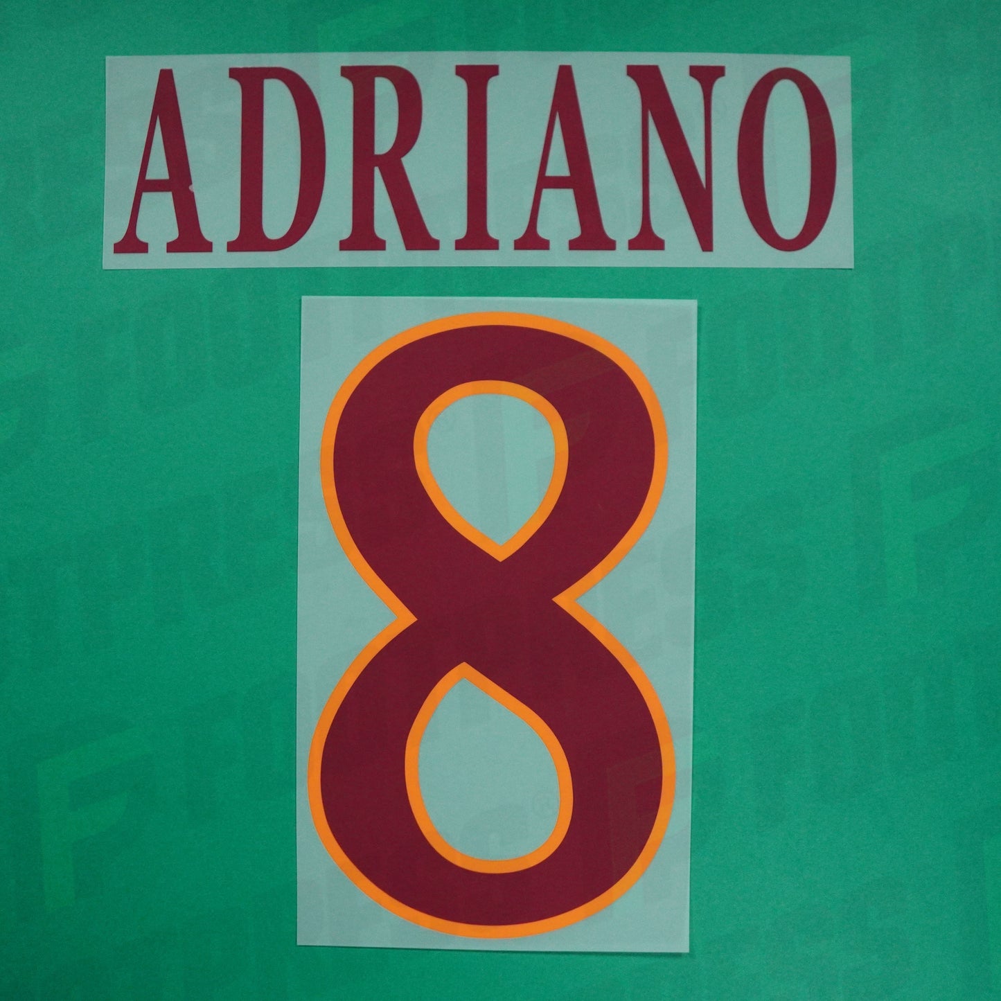 Flocado oficial - AS Roma, Adriano, 2010/2011, Visitante, Burdeos