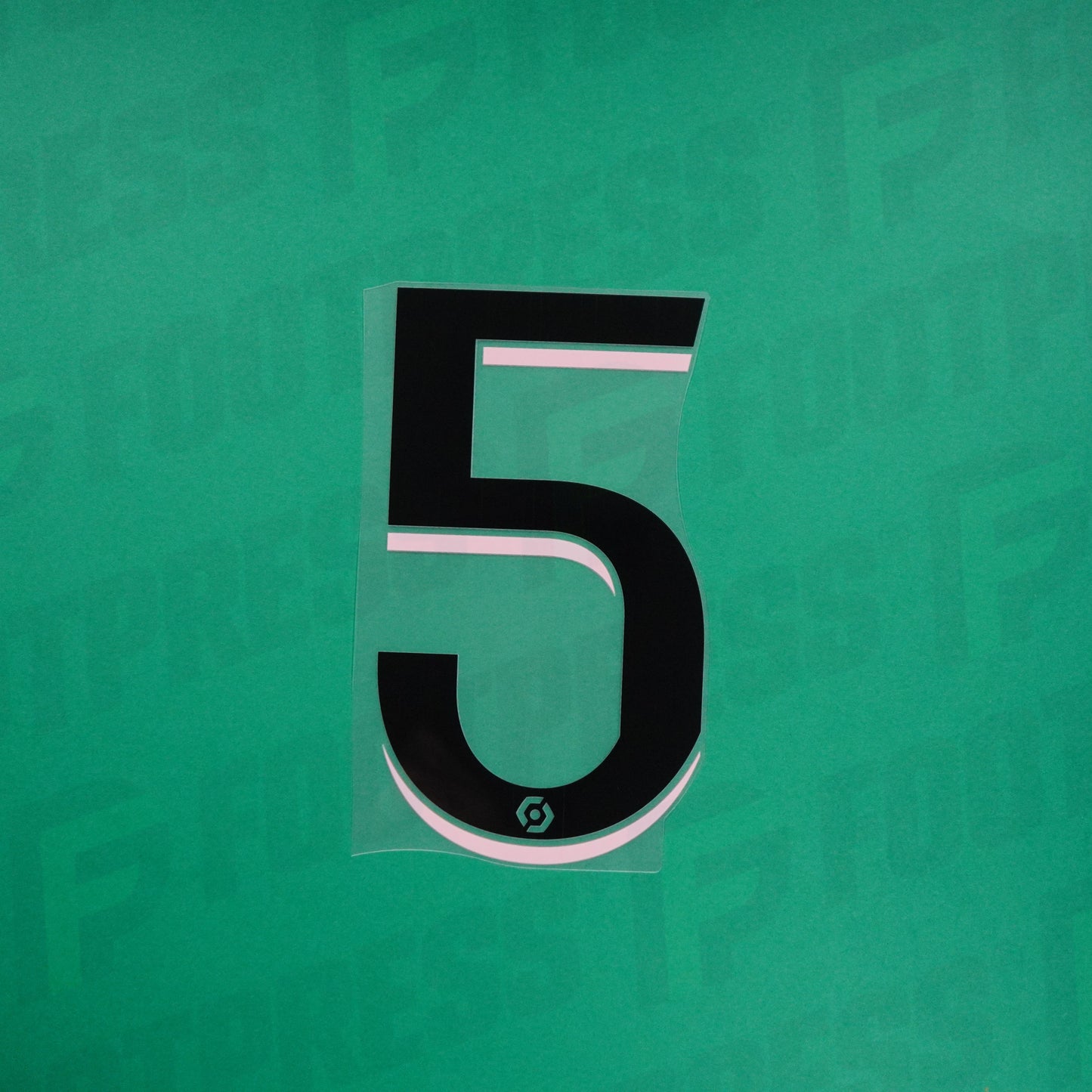 Flocado Oficial - Paris Saint-Germain, Gran Número 5, 2021/2022, Visitante, Negro/Rosa