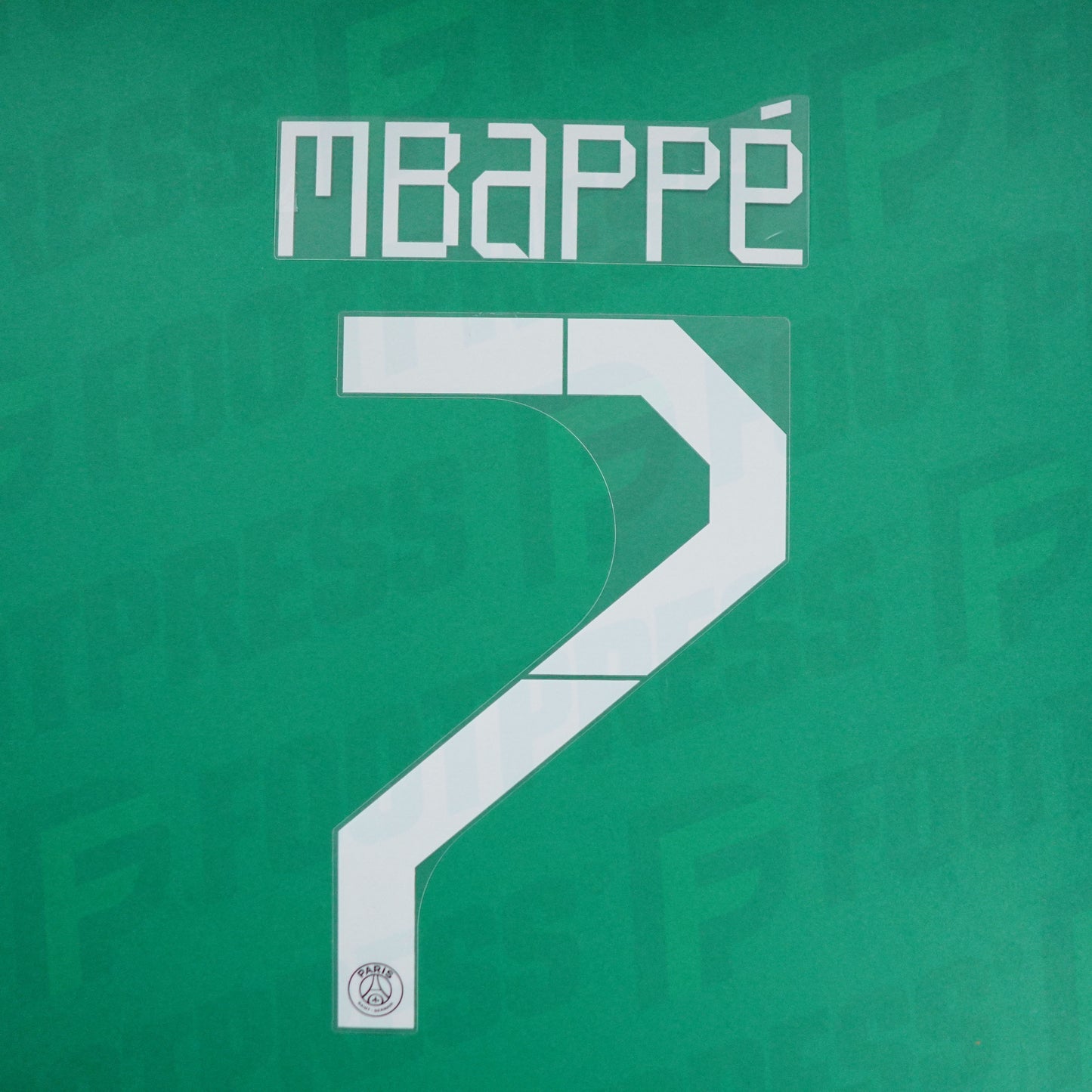 Official Nameset - Paris Saint-Germain, Mbappé, 2021/2022, Third CL, White (PSG)