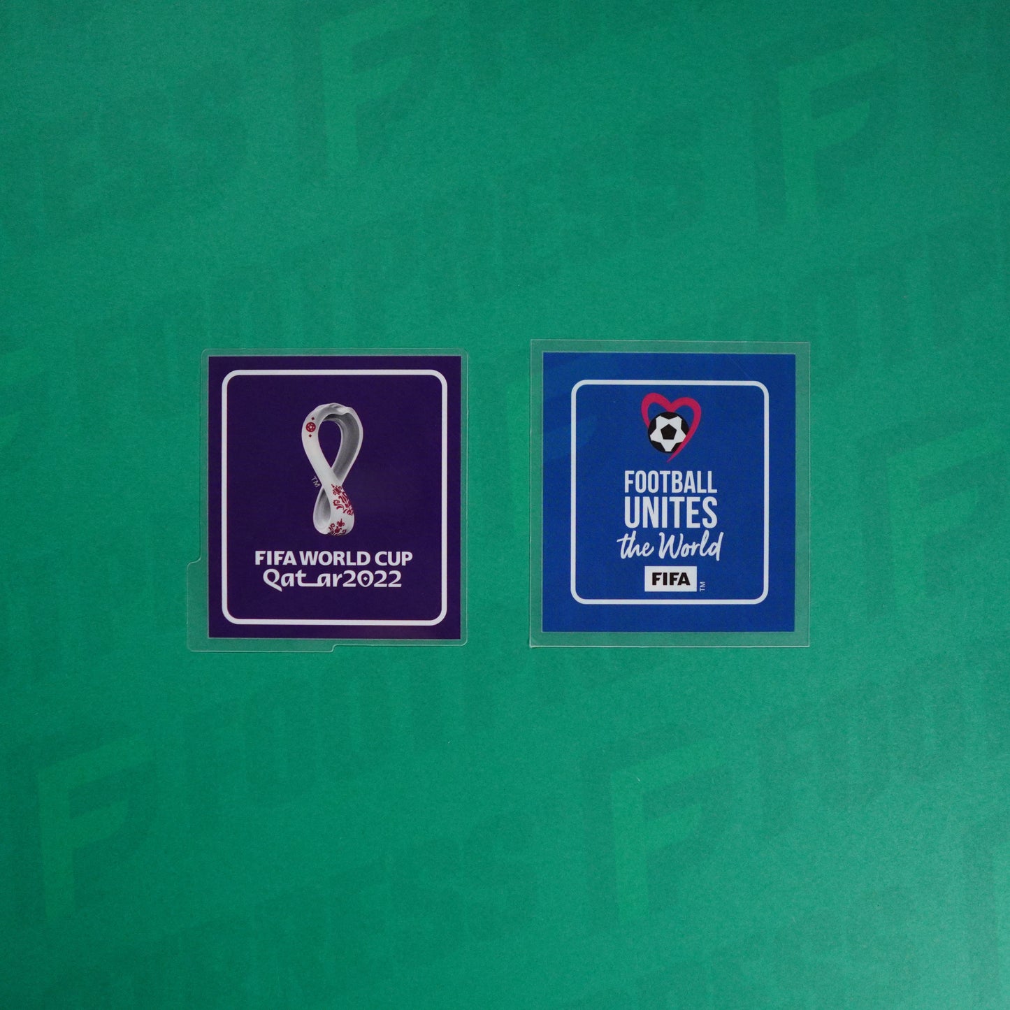 Flocage Officiel - Patch, Coupe du monde 2022 Violet + Football Unites the World Bleu foncé Adulte (World Cup 2022)