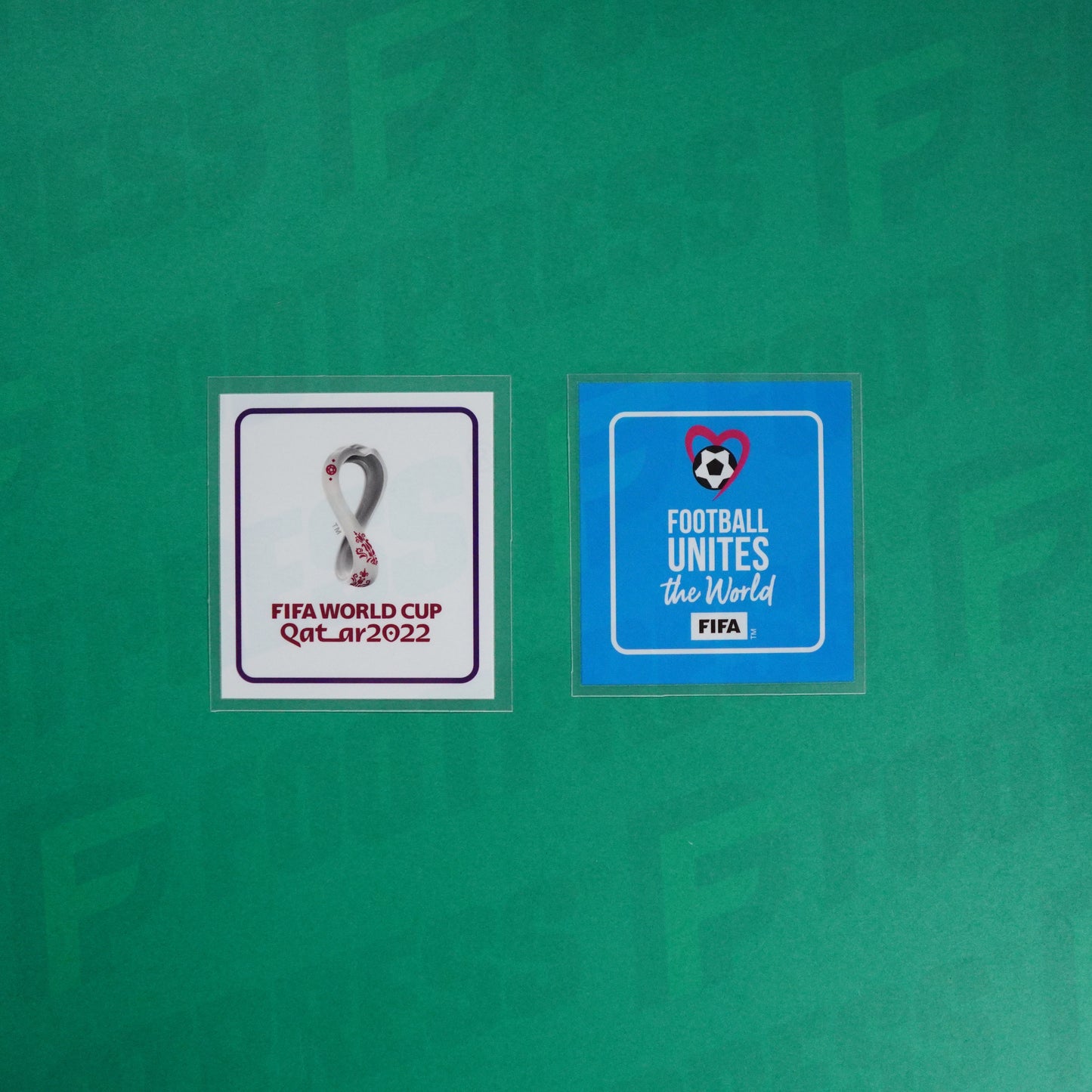 Flocage Officiel - Patch, Coupe du monde 2022 Blanc + Football Unites the World Bleu clair Adulte (World Cup 2022)