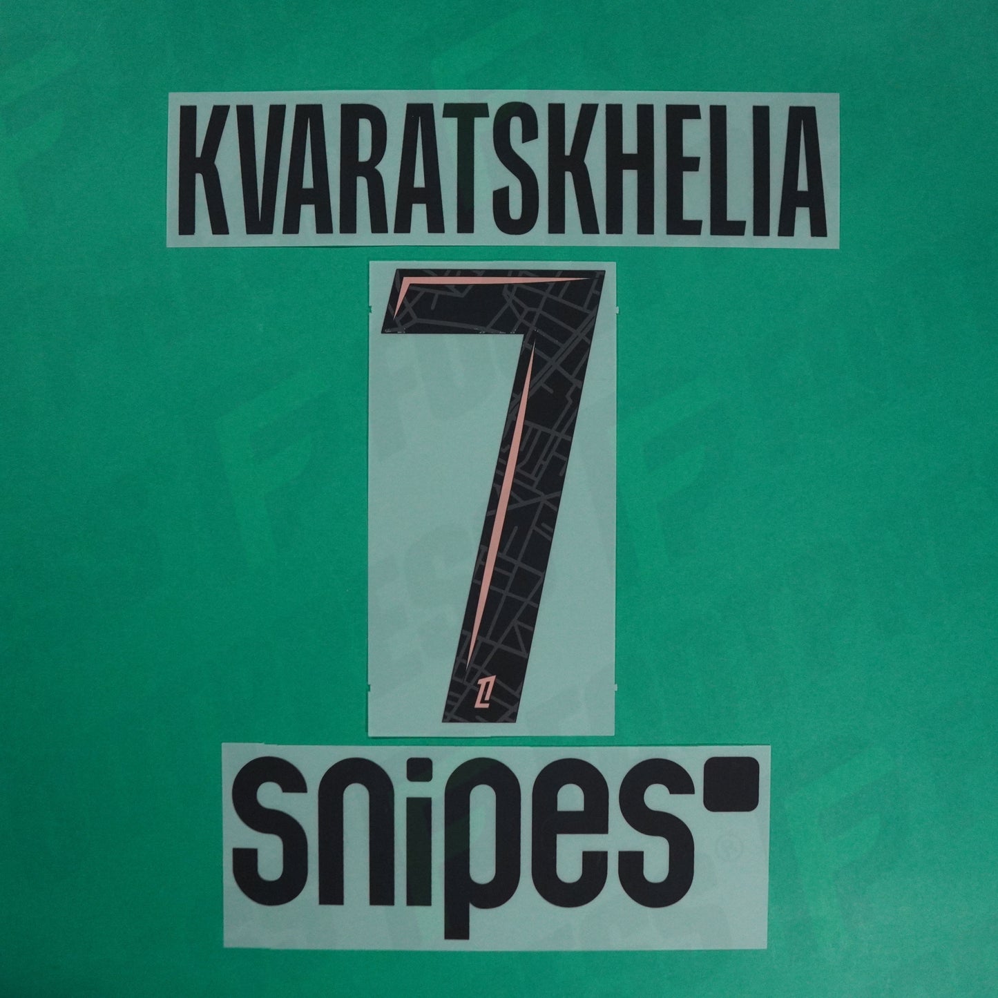 Flocage Officiel - Paris Saint-Germain, Kvaratskhelia, 2024/2025, Third + Snipes, Noir/Rose