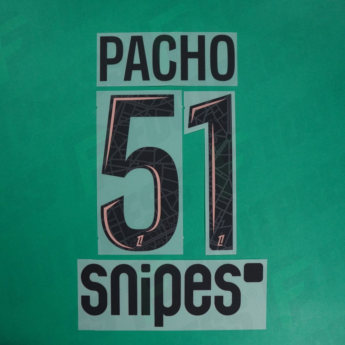 Flocage Officiel - Paris Saint-Germain, Pacho, 2024/2025, Third + Snipes, Noir/Rose