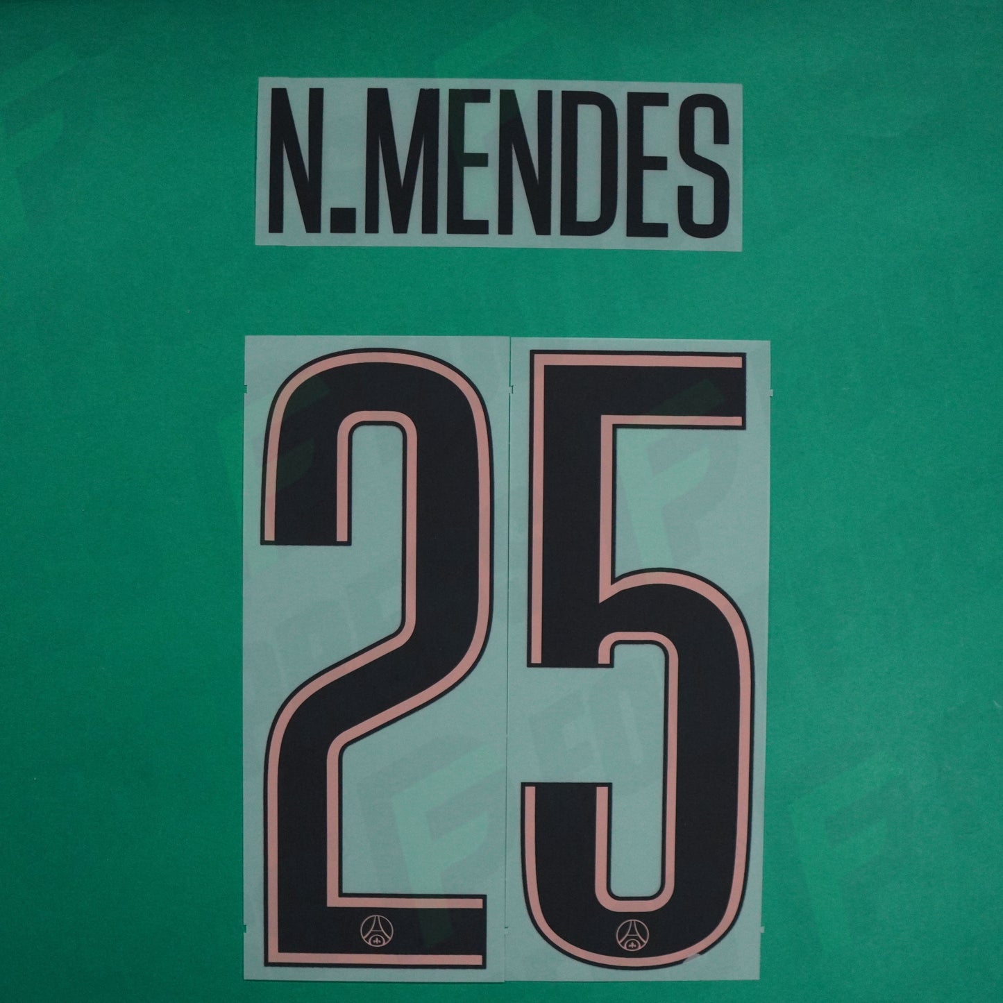 Flocage Officiel - Paris Saint-Germain, Nuno Mendes, 2024/2025, Third LDC, Noir/Rose