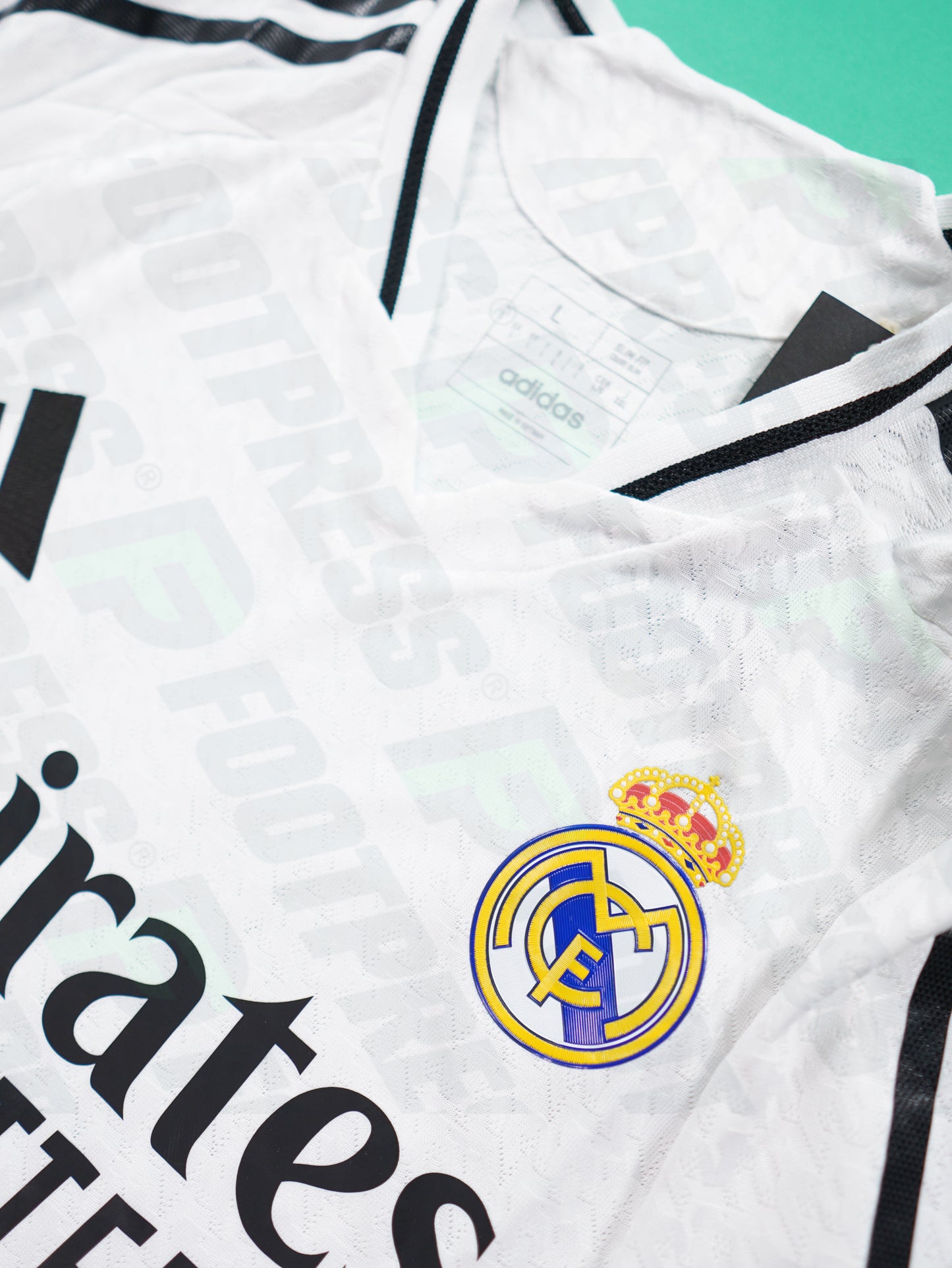 Maillot Officiel - Real Madrid, 2024/2025, Home, Player Boutique, (L), Flocage Mbappé, Patchs Champions League Titleholder 15 + Foundation, BNWT