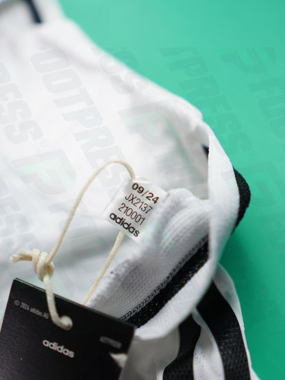 Maillot Officiel - Real Madrid, 2024/2025, Home, Player Boutique, (L), Flocage Mbappé, Patchs Champions League Titleholder 15 + Foundation, BNWT