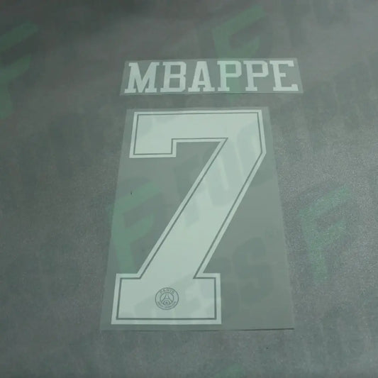 Flocado Oficial - Paris Saint-Germain, Mbappé, 2018/2019, Tercera Negro, Blanco (PSG)