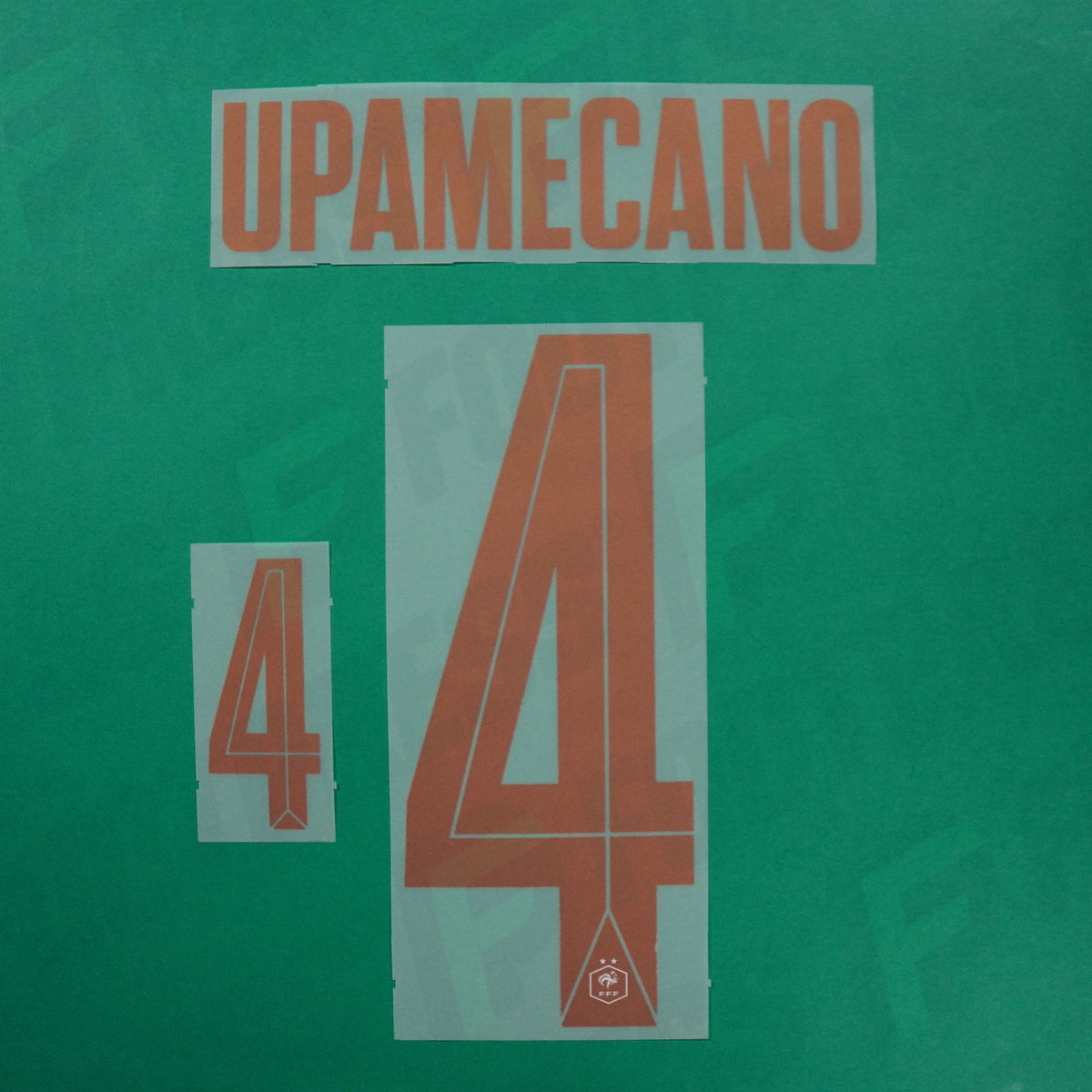 Flocage Officiel - France, Upamecano, 2026, Away, Doré