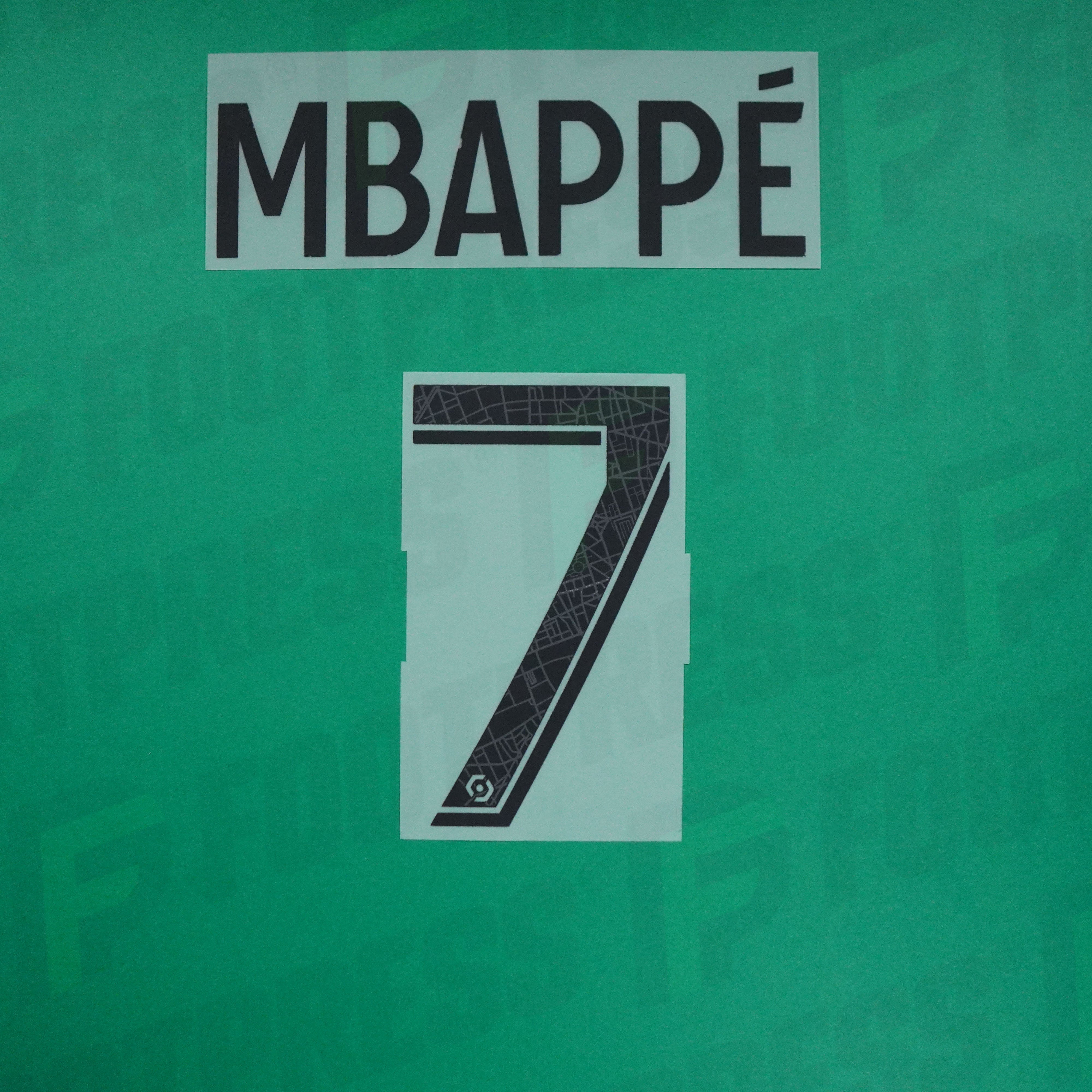 Paris Saint-Germain Away Stadium Kit 2020-21 - Infants with Mbappé 7 printing Paris Saint-Germain Away Stadium Kit 2020-21 - Infants with Mbappé 7 printing