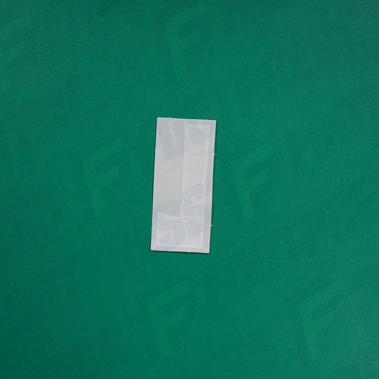 Flocage Officiel -	Lettres Grandes épaisses, Noir / Blanc (face arrière blanc)