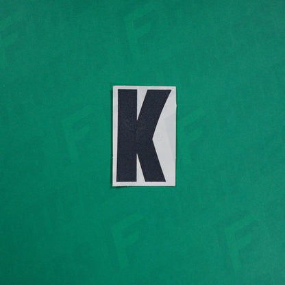 Flocage Officiel -	Lettres Grandes épaisses, Blanc / Noir (face arrière noire)