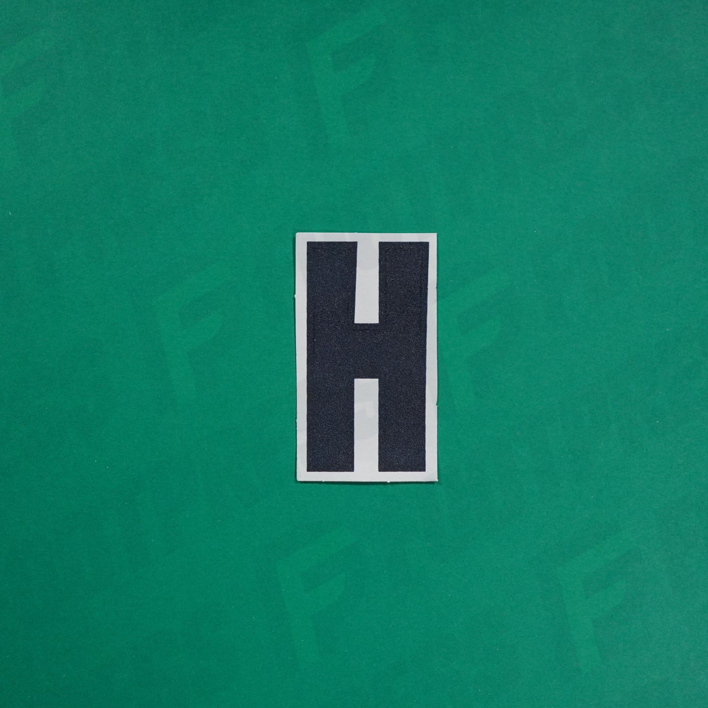 Flocage Officiel -	Lettres Grandes épaisses, Blanc / Noir (face arrière noire)