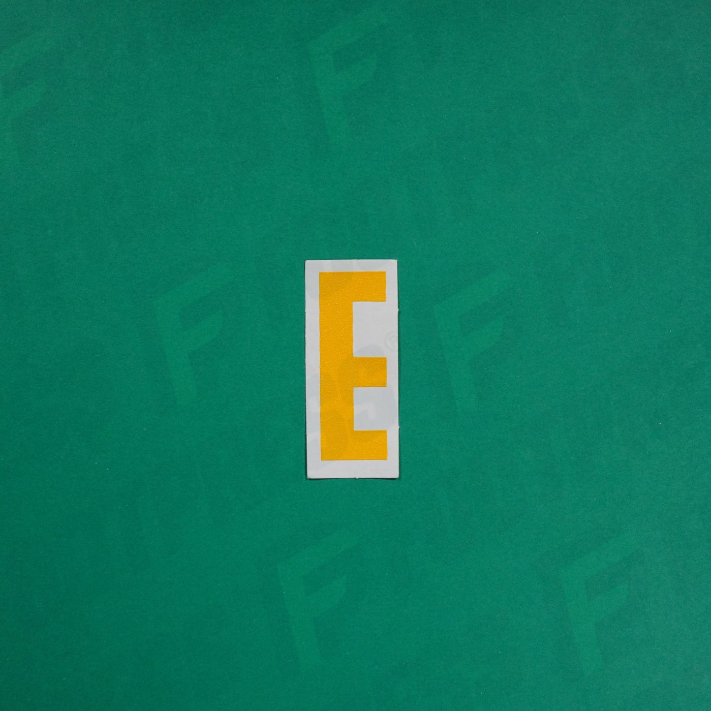 Flocage Officiel -	Lettres petites fines, Jaune orangé (face arrière Orange)