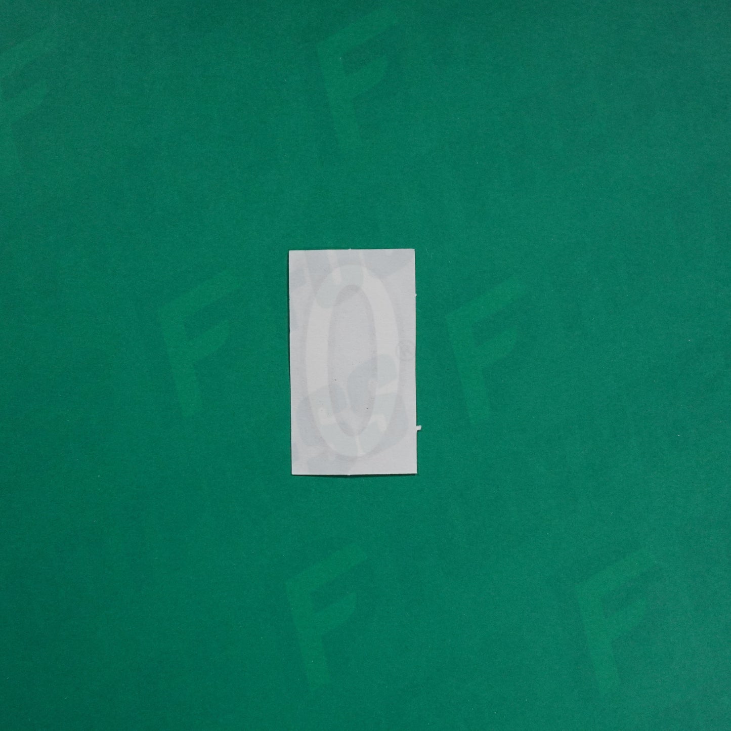 Flocage Officiel -	Lettres petites fines, Blanc / Noir (face arrière noire)