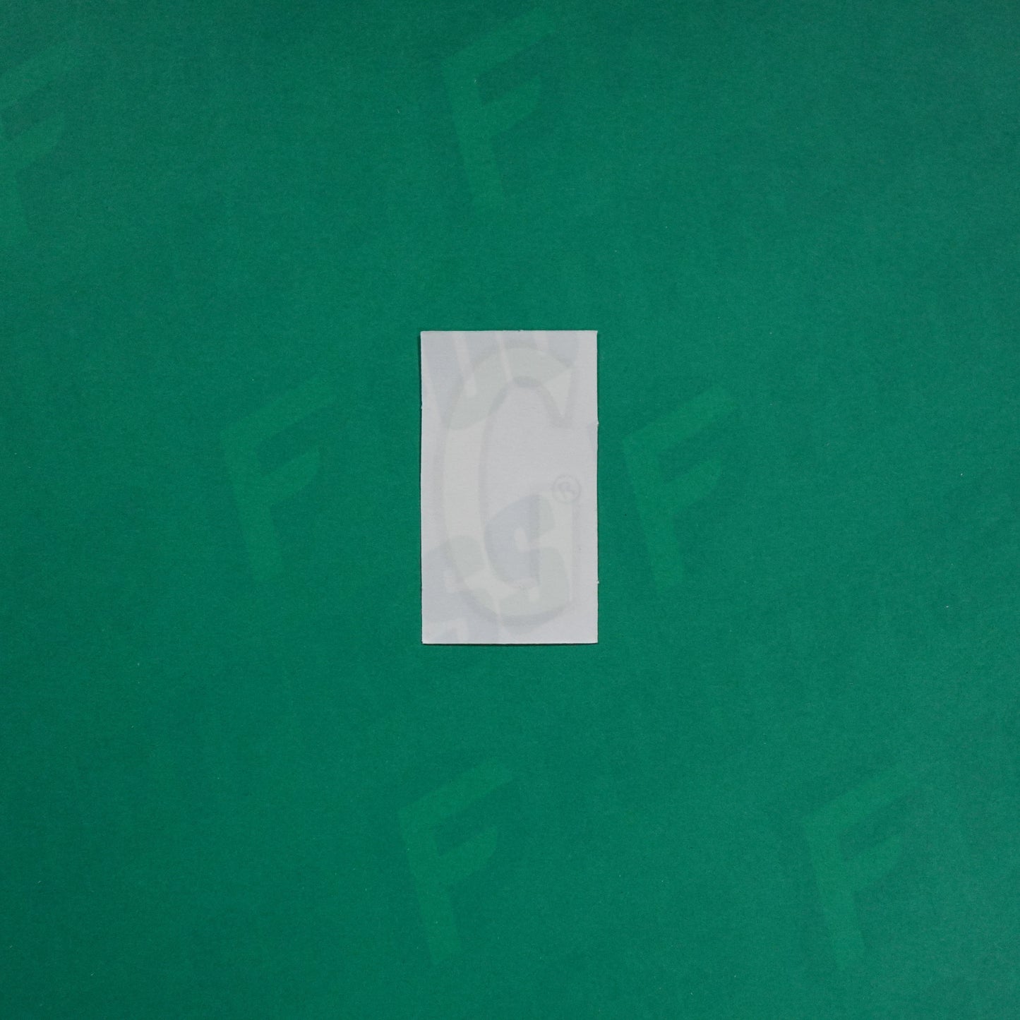 Flocage Officiel -	Lettres petites fines, Blanc / Doré (face arrière doré)