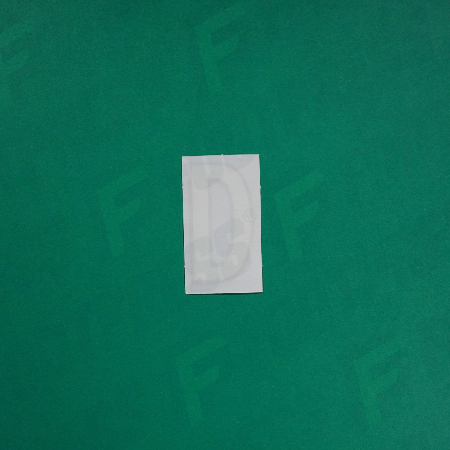 Flocage Officiel -	Lettres petites fines, Blanc / Doré (face arrière doré)