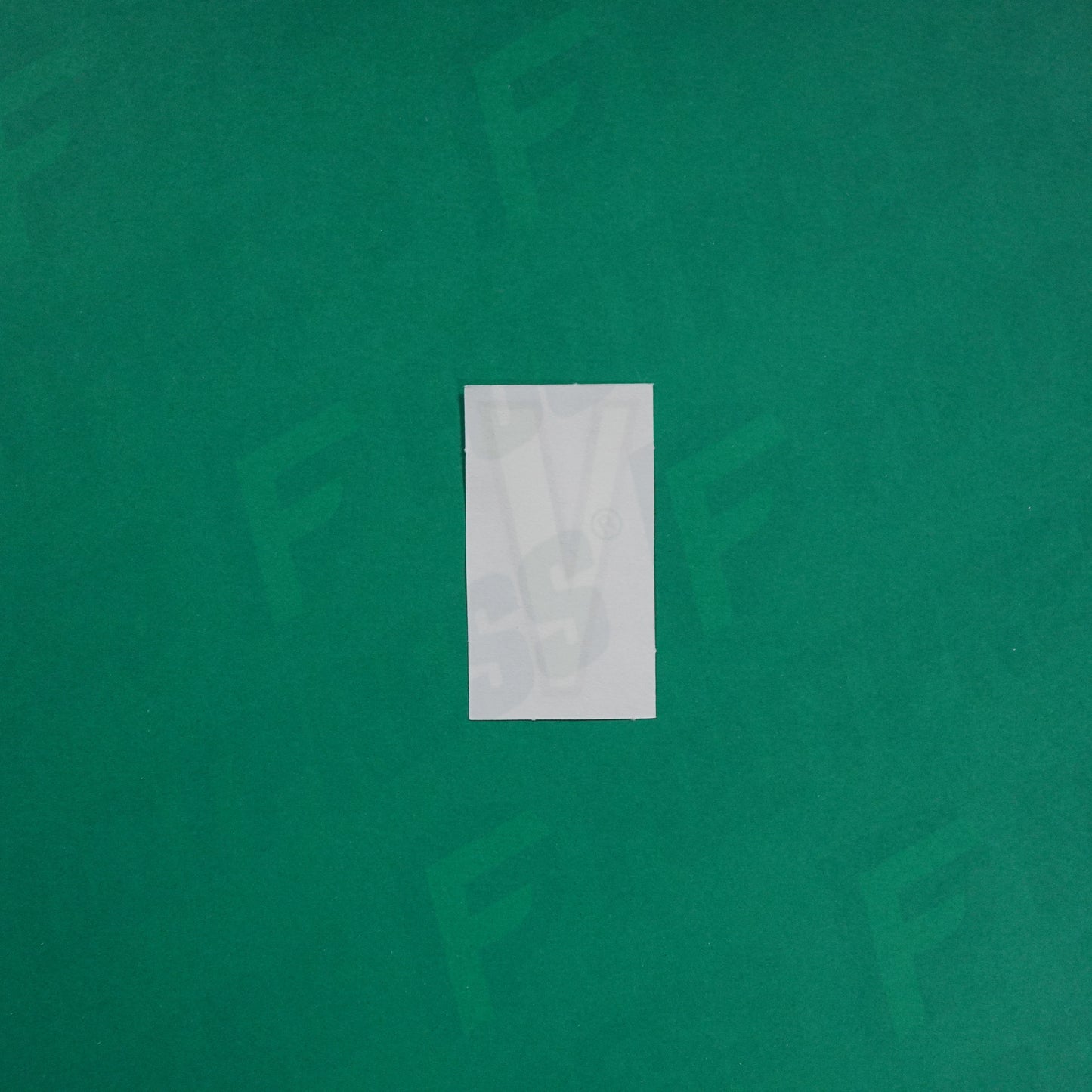 Flocage Officiel -	Lettres petites fines, Blanc / Doré (face arrière doré)