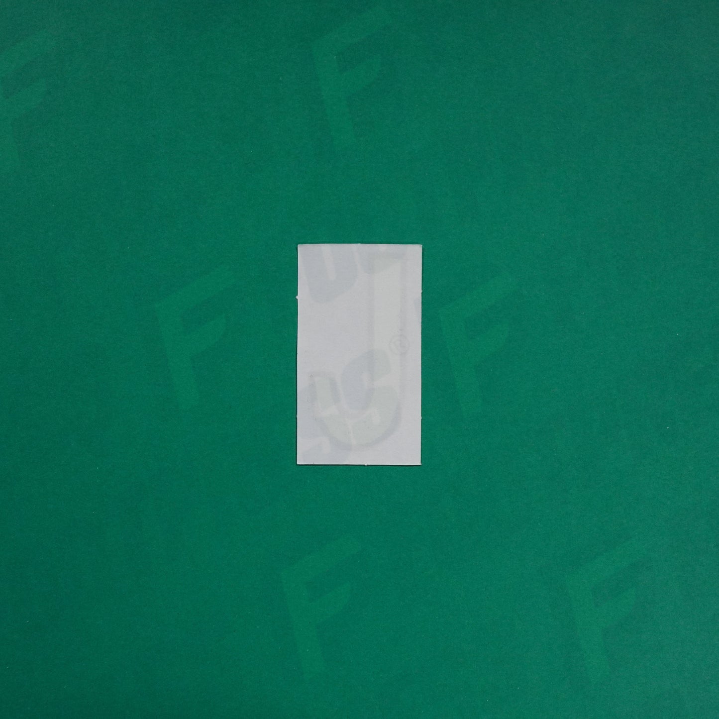 Flocage Officiel -	Lettres petites fines, Blanc / Doré (face arrière doré)